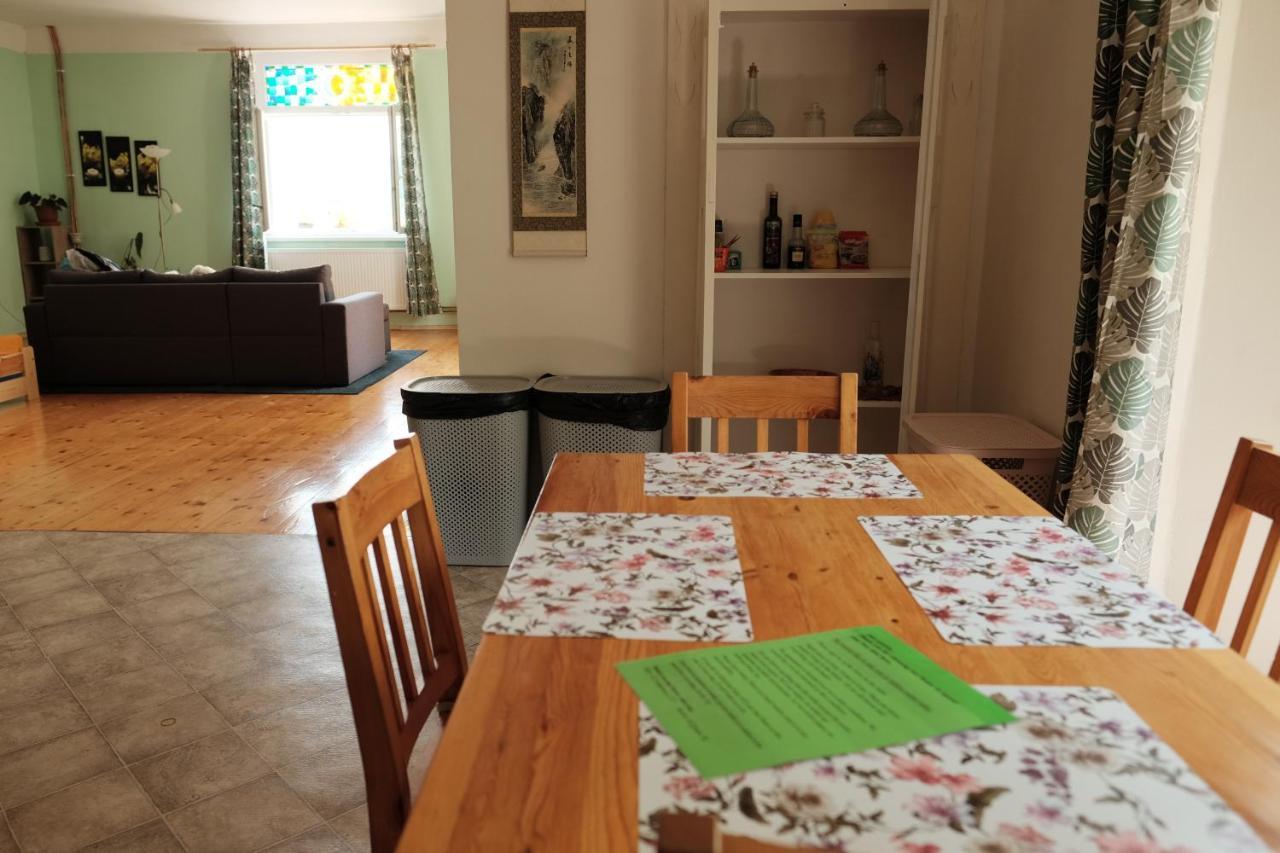 Vila v mozaikovém španělském stylu v Děčíně Extérieur photo