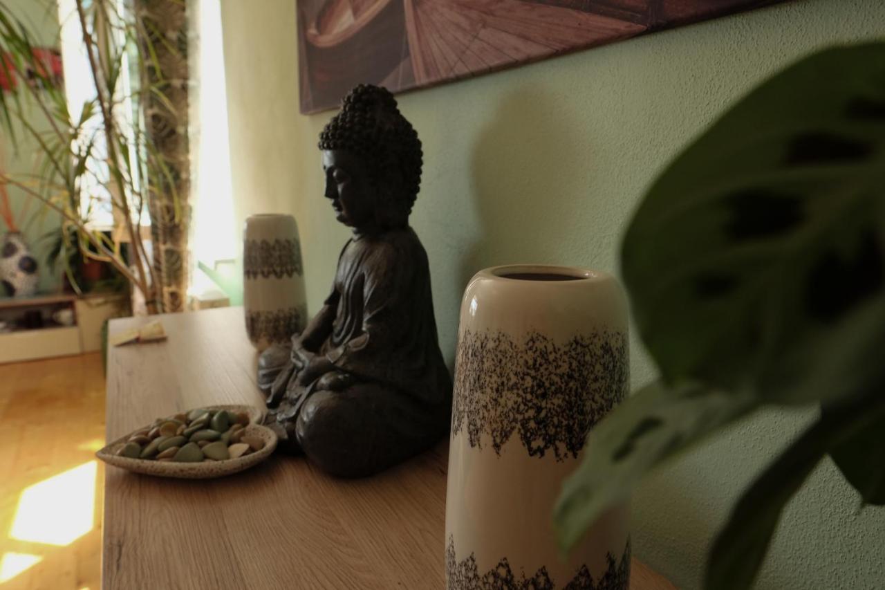 Vila v mozaikovém španělském stylu v Děčíně Extérieur photo